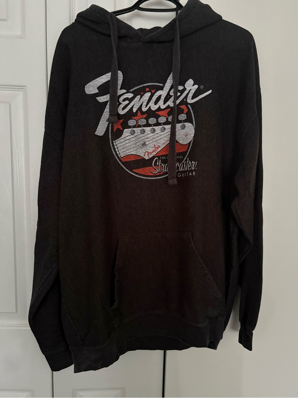 Fender Guitars Hoodie Stratocaster Distressed Graphic Pullover Size 2XL